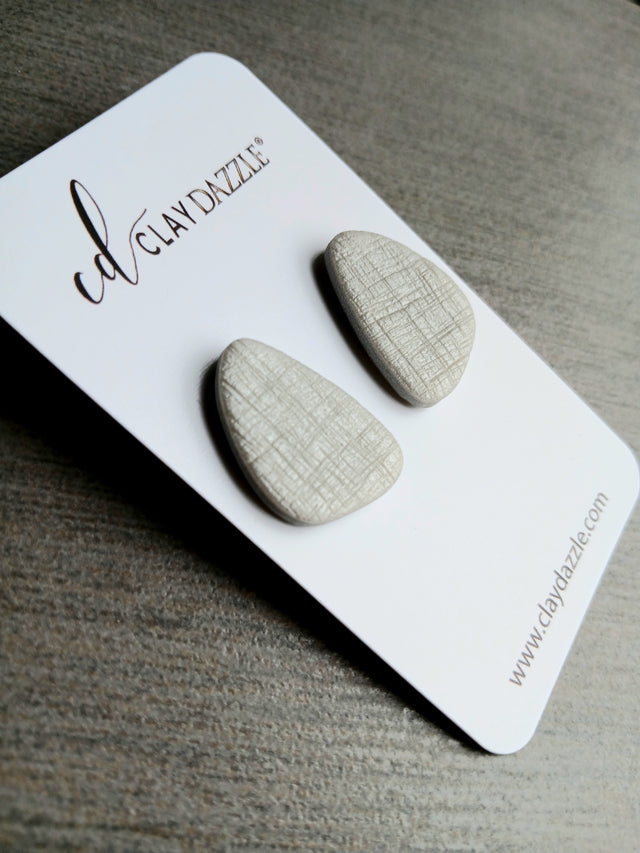 STELLA Studs (Sm)