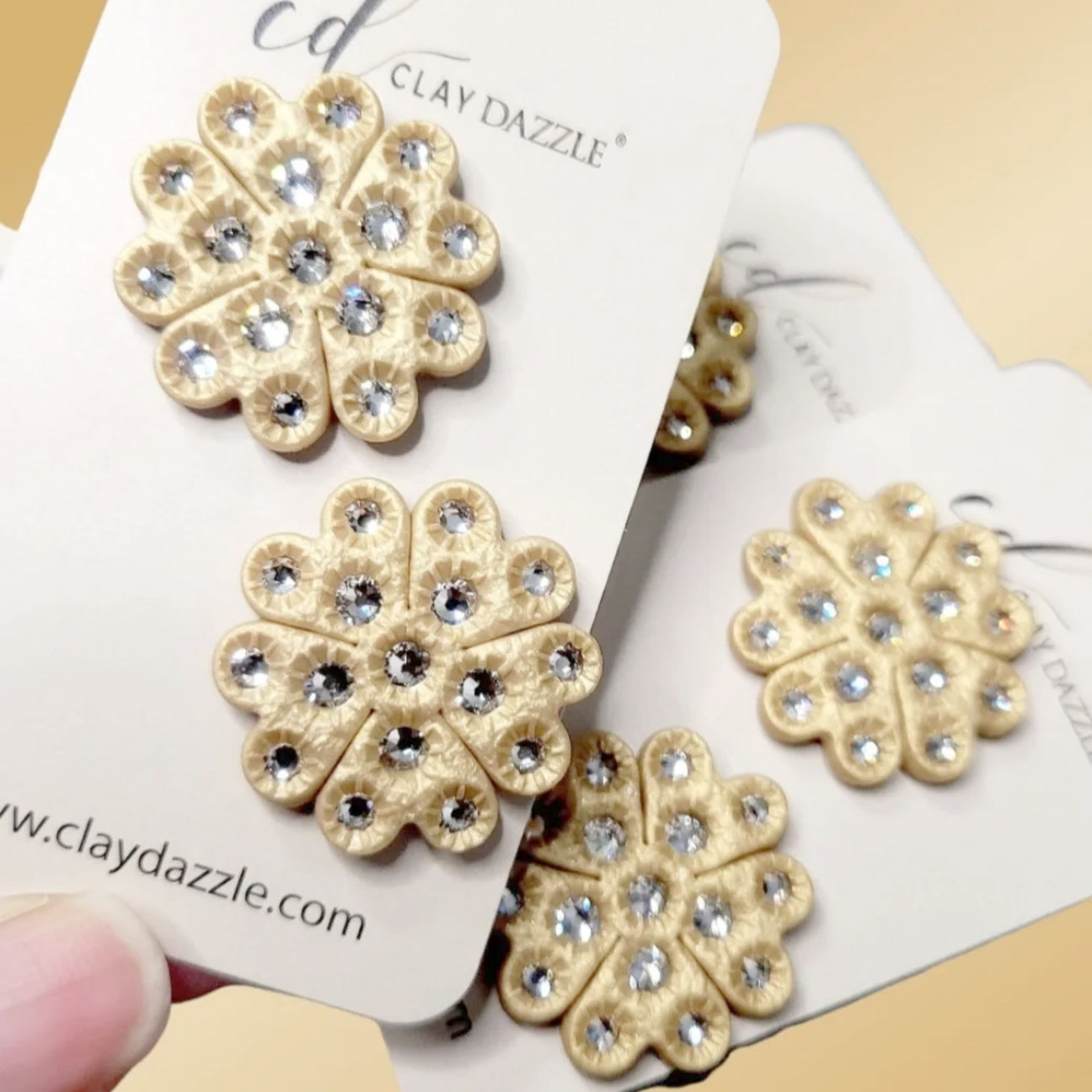 DAZZLE LUXE Collection