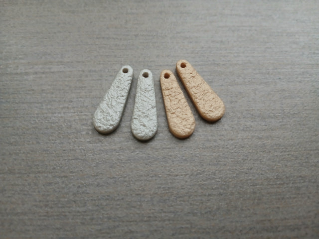 TEAR DROP Charms Small (1 Pair)