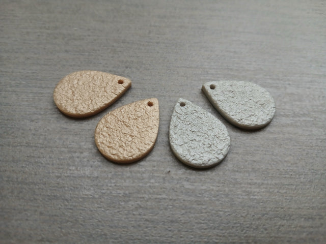 WIDE TEAR DROP Charms (1 Pair)