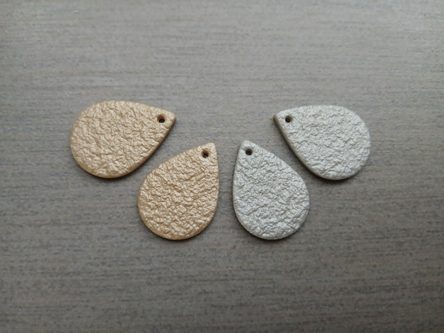 WIDE TEAR DROP Charms (1 Pair)