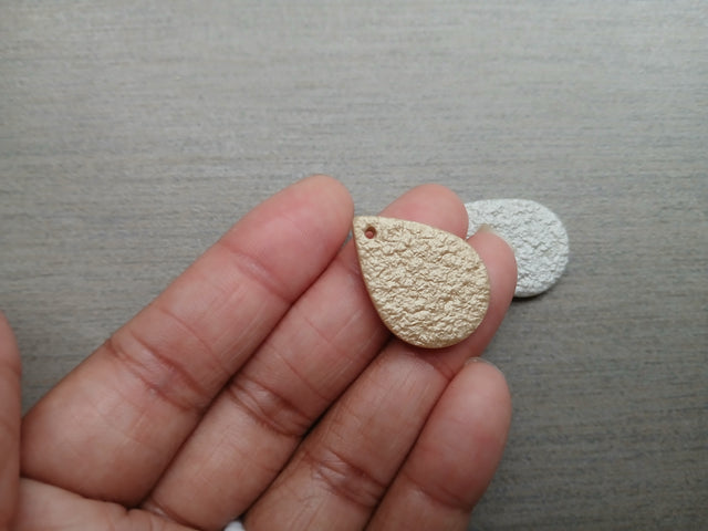 WIDE TEAR DROP Charms (1 Pair)