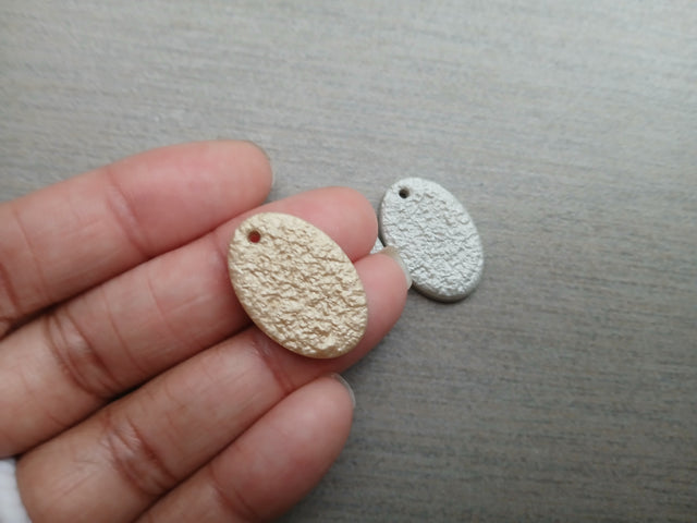 OVAL Charms (1 Pair)